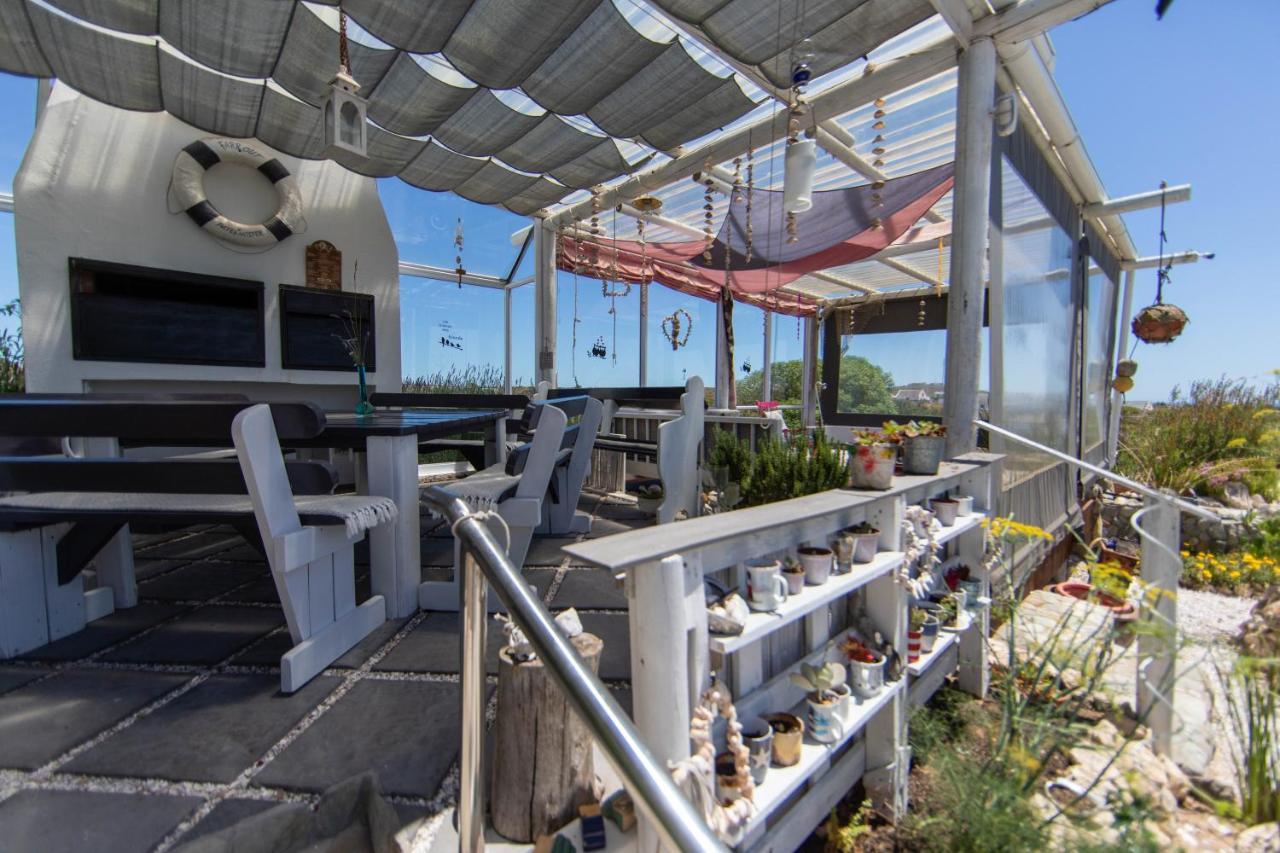 Farr Out Guest House Paternoster Luaran gambar