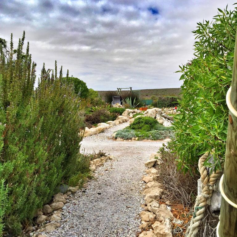 Farr Out Guest House Paternoster Luaran gambar