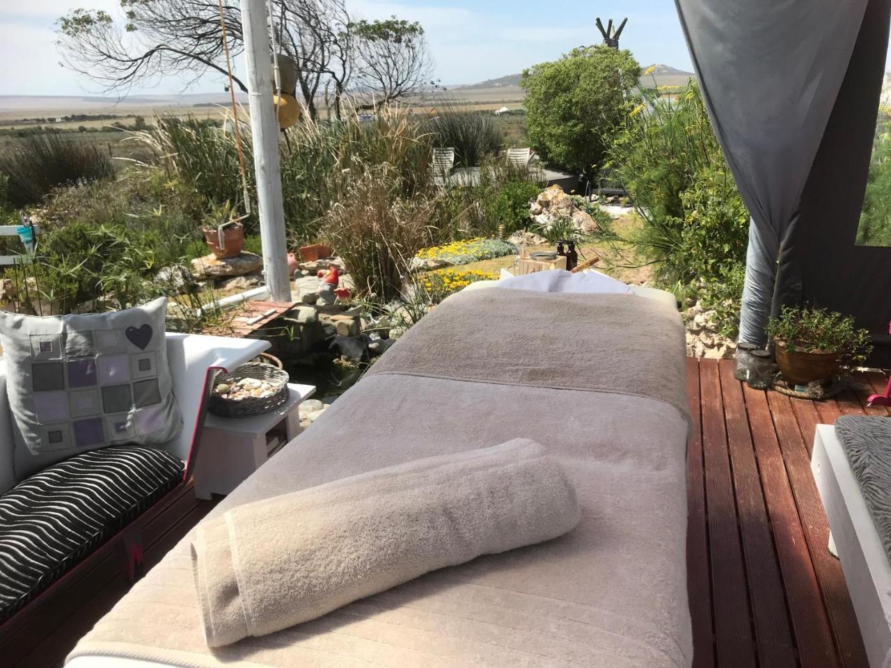 Farr Out Guest House Paternoster Luaran gambar